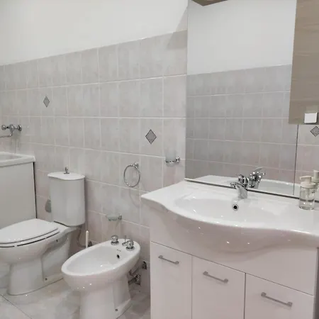 Etna Daire Fiumefreddo di Sicilia